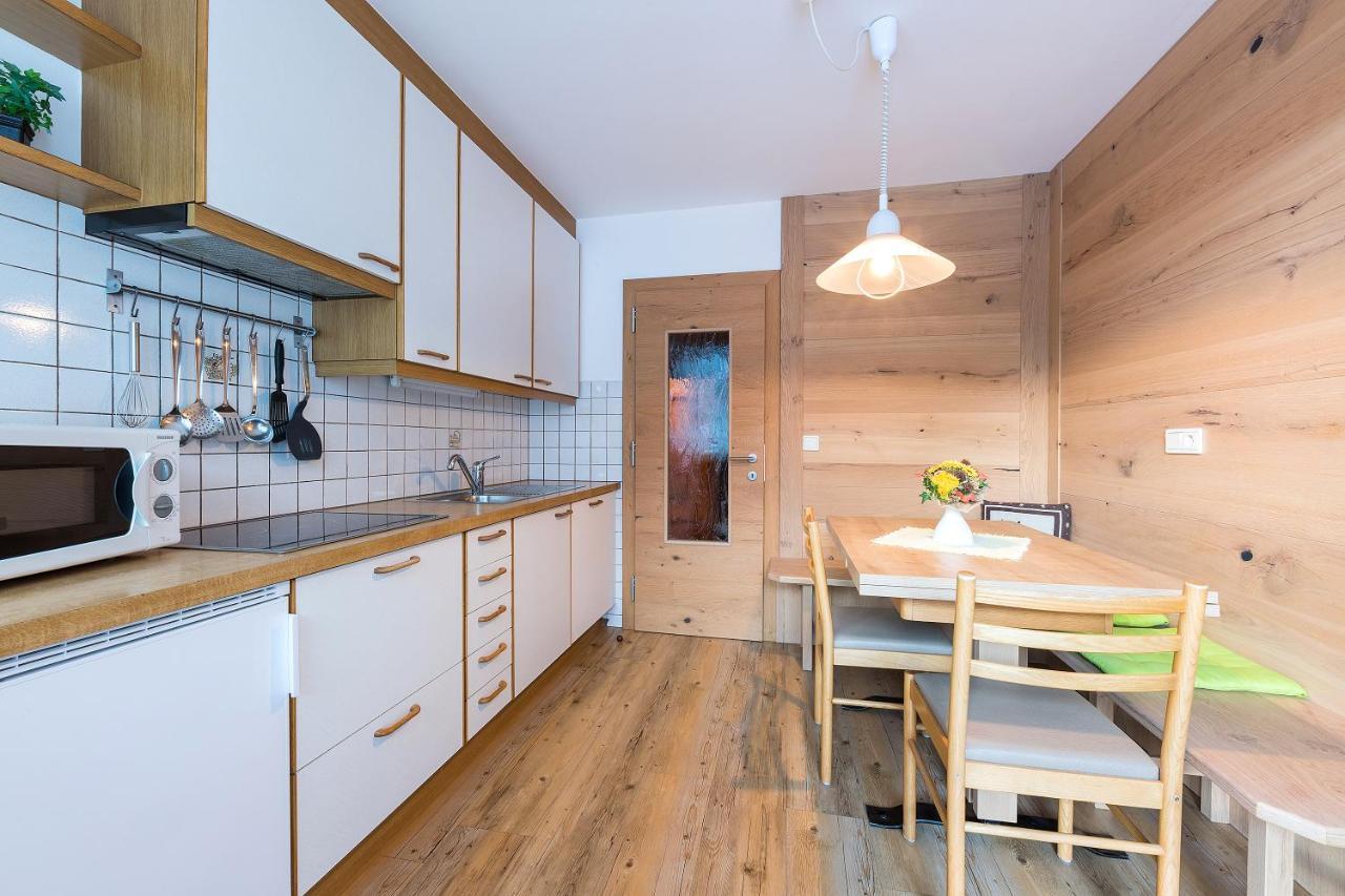 Appartments Lercher Irma San Candido Exterior photo