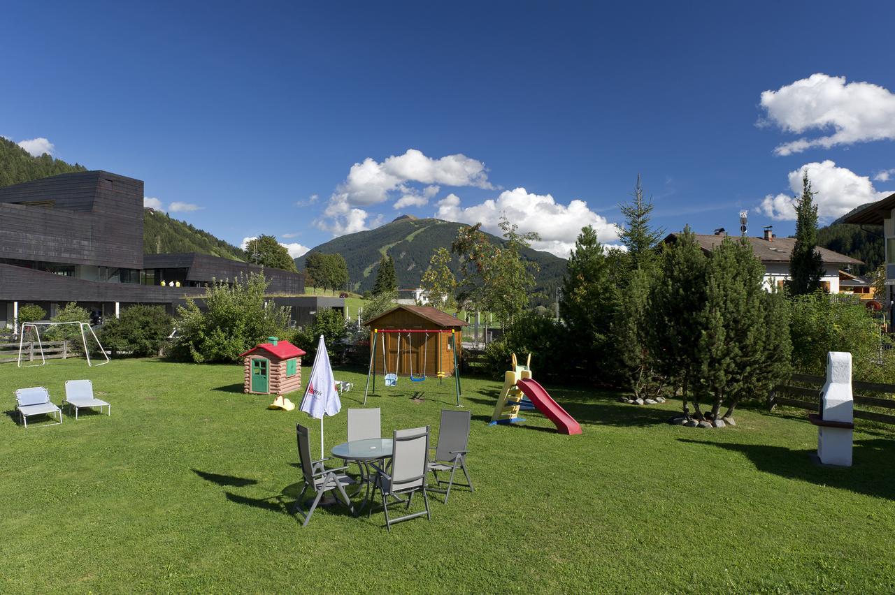 Appartments Lercher Irma San Candido Exterior photo