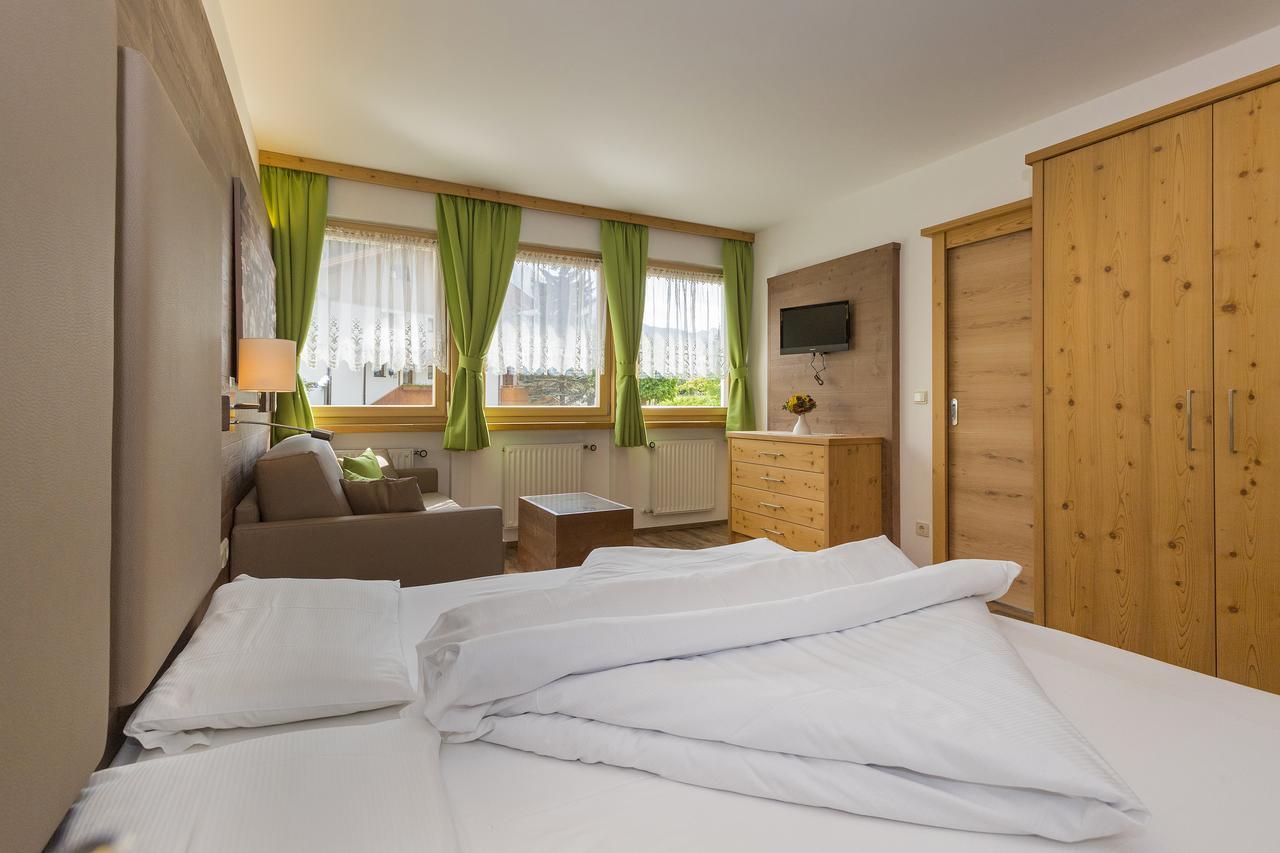 Appartments Lercher Irma San Candido Exterior photo