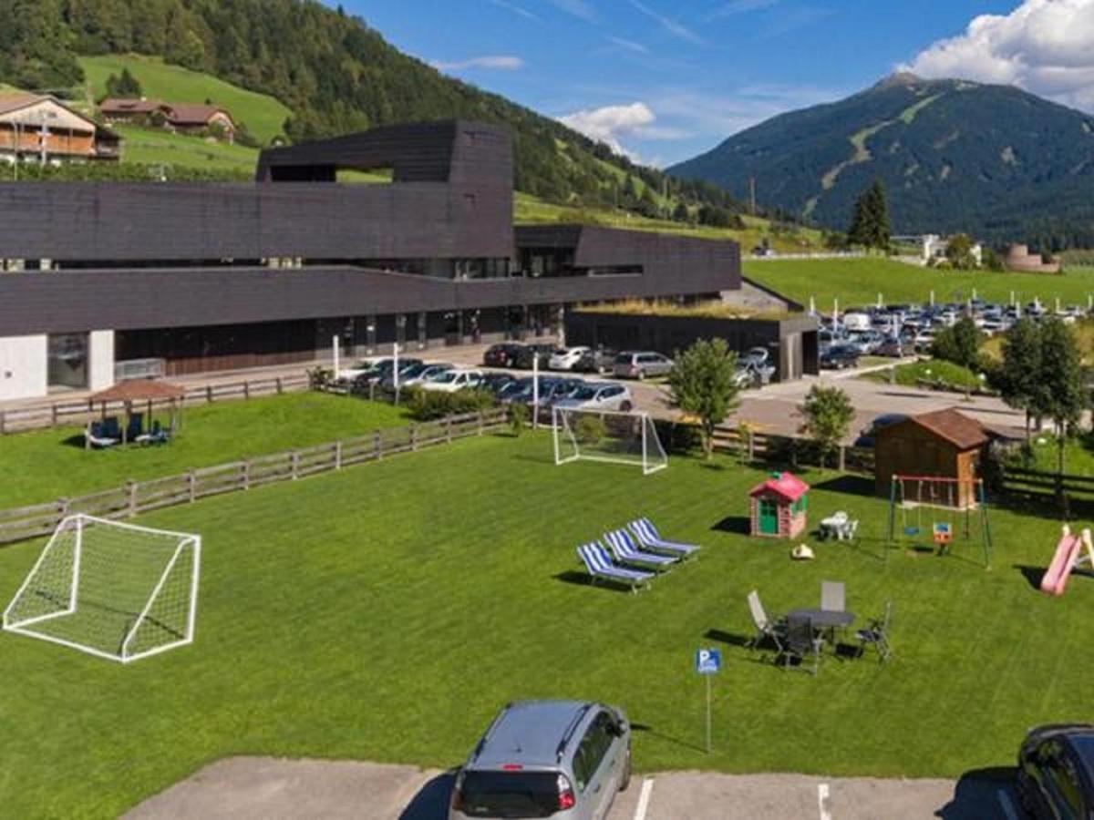 Appartments Lercher Irma San Candido Exterior photo